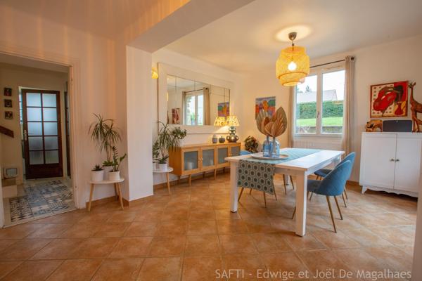 SUPERBE MAISON FAMILIALE