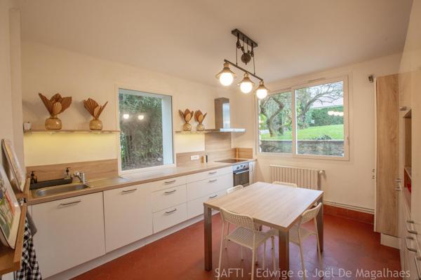 SUPERBE MAISON FAMILIALE