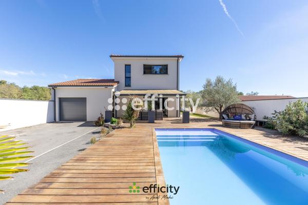 Maison
         5 pièces
        - 126 m² Exclusivité 349 900 €*