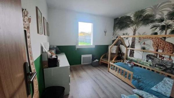 Maison à Combourg, 35270 - 5 pièces 88m²