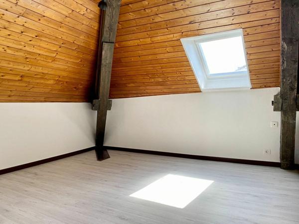 Appartement à vendre    2 pièces • 26,50 m2 Vesoul