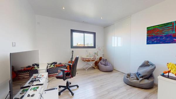 VILLA D'ARCHITECTE CONTEMPORAINE ? Élégance Méditerranéenne entre mer et montagne