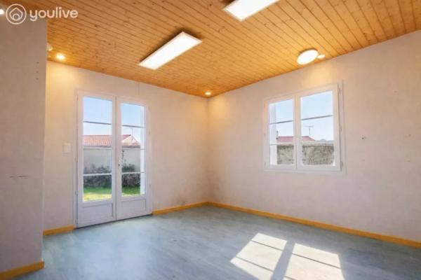 MAISON 4 CHAMBRES – PISCINE CHAUFFÉE – GRAND GARAGE – ENVIRONNEMENT NATURE