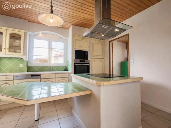 MAISON 4 CHAMBRES – PISCINE CHAUFFÉE – GRAND GARAGE – ENVIRONNEMENT NATURE