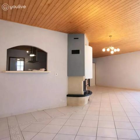 MAISON 4 CHAMBRES – PISCINE CHAUFFÉE – GRAND GARAGE – ENVIRONNEMENT NATURE
