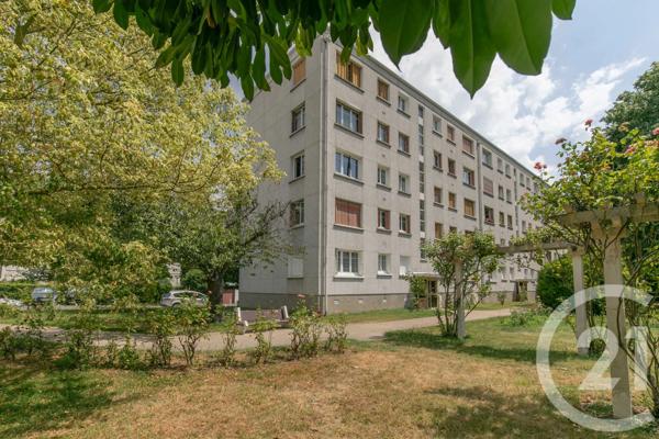 Appartement F4 à vendre  4 pièces - 63,40 m 2   CHAMPIGNY SUR MARNE  - 94