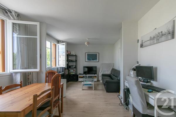 Appartement F4 à vendre  4 pièces - 63,40 m 2   CHAMPIGNY SUR MARNE  - 94