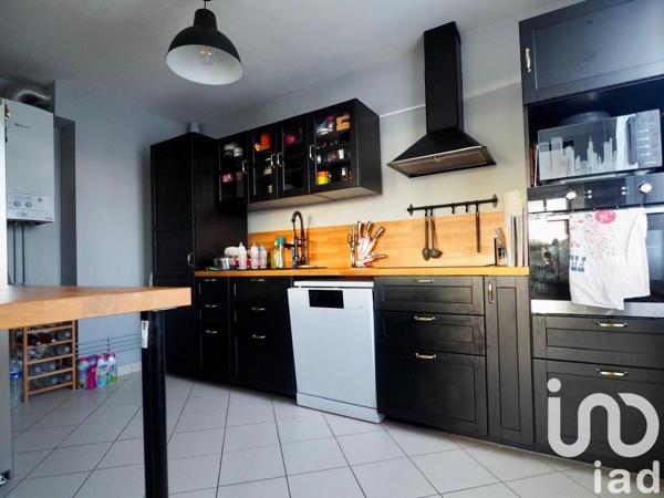Appartement 4 pièces de 95 m² à La Chapelle-Saint-Mesmin (45380)