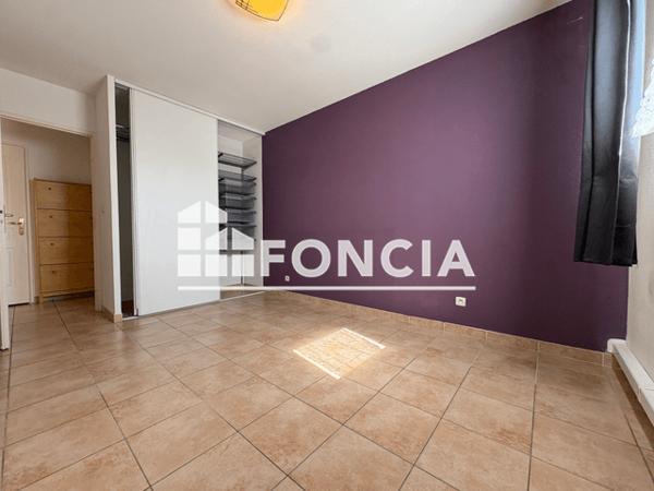 Location Appartement 3 pièces 53.6 m² - Toulon 83000