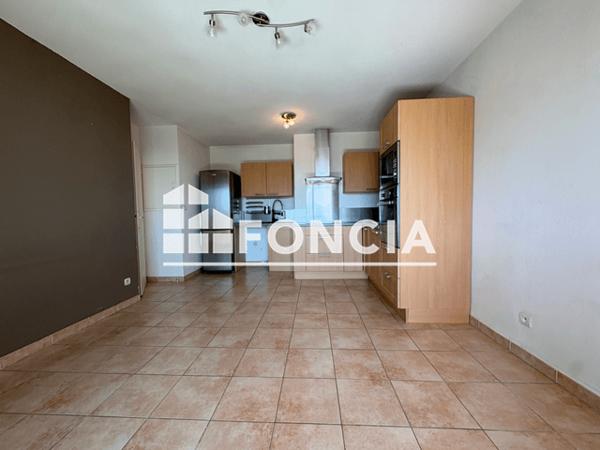Location Appartement 3 pièces 53.6 m² - Toulon 83000