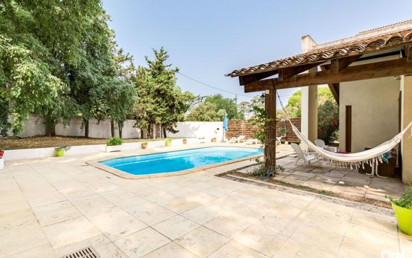 Maison à vendre    5 pièces • 146 m2 Marseille 9