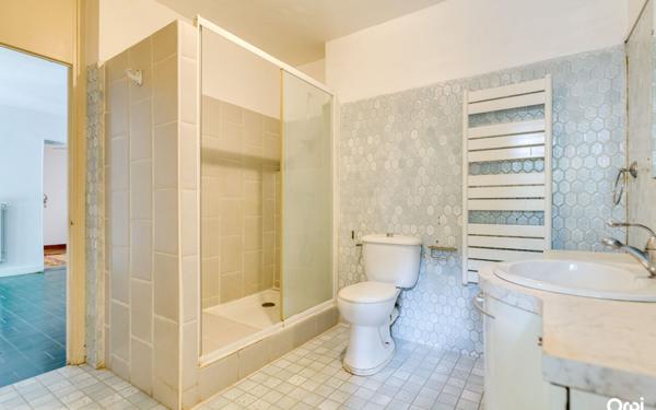 Maison à vendre    5 pièces • 146 m2 Marseille 9