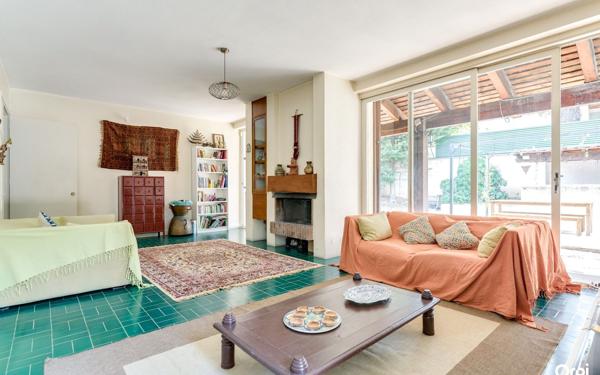 Maison à vendre    5 pièces • 146 m2 Marseille 9