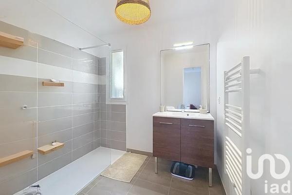 Appartement à vendre 3 pièces 63 m² Sanary-sur-Mer