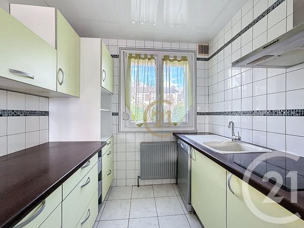 Maison à vendre  5 pièces - 72 m2 GRAND CHARMONT - 25