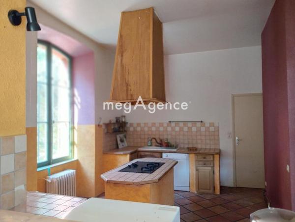 Maison à BLESLE, 43450 - 8 pièces 180m²