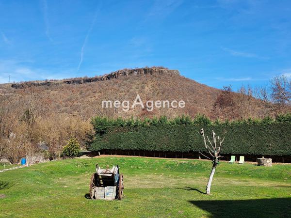 Maison à BLESLE, 43450 - 8 pièces 180m²