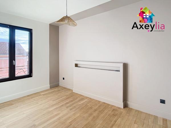 Roanne (42300) A VENDRE - ROANNE - BELLE MAISON ENTIÈREMENT RÉNOVÉE AVEC CINQ CHAMBRES ET TERRAIN