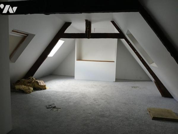 Maison à rénover à Plouguenast