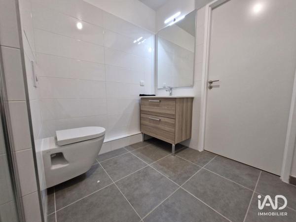 Location appartement 2 pièces 43 m² Le Plessis-Robinson