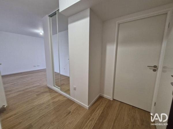 Location appartement 2 pièces 43 m² Le Plessis-Robinson