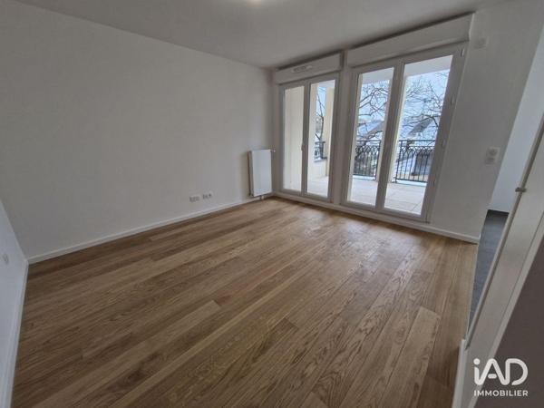 Location appartement 2 pièces 43 m² Le Plessis-Robinson