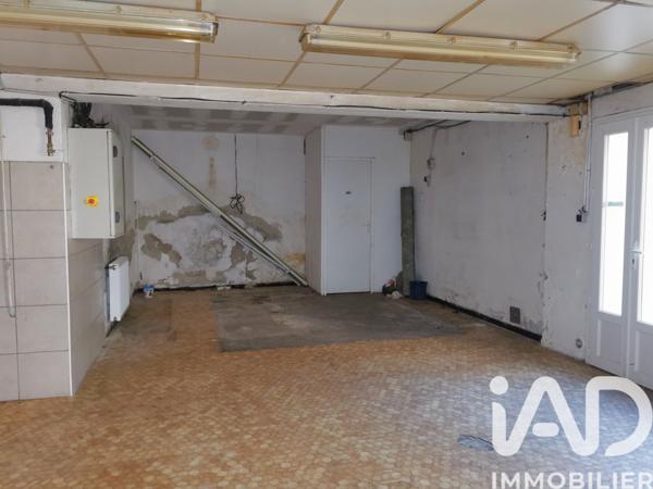 Immeuble à vendre 276 m² Coutras