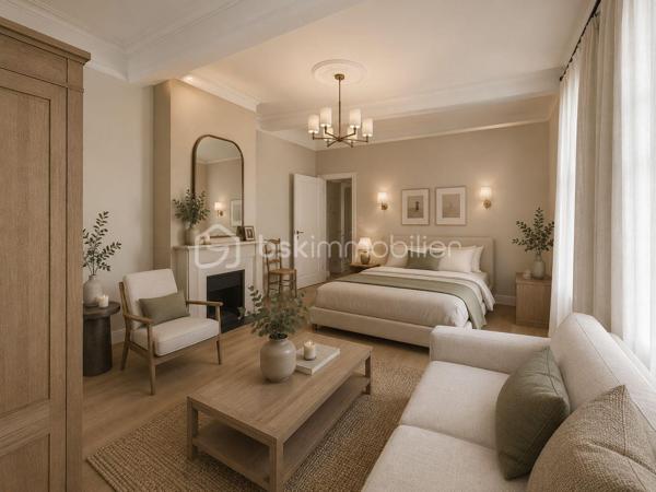 À quelques pas du centre-ville et de l'ensemble des commodités, cet appartement d'environ 96 m² prend place au premier étage d'une copropriété. Il séduit par ses beaux volumes, sa luminosité et sa belle hauteur sous plafond.

Configuré actuellement en T3/4, il offre de nombreuses possibilités d'aménagement selon vos besoins. Une terrasse exposée plein sud d'environ 20 m² permet de profiter pleinement des extérieurs.

Une cave complète l'ensemble.

Des travaux de rénovation sont à prévoir, laissant l'opportunité de repenser entièrement les espaces et de valoriser tout le potentiel de ce bien idéalement situé dans un secteur recherché.