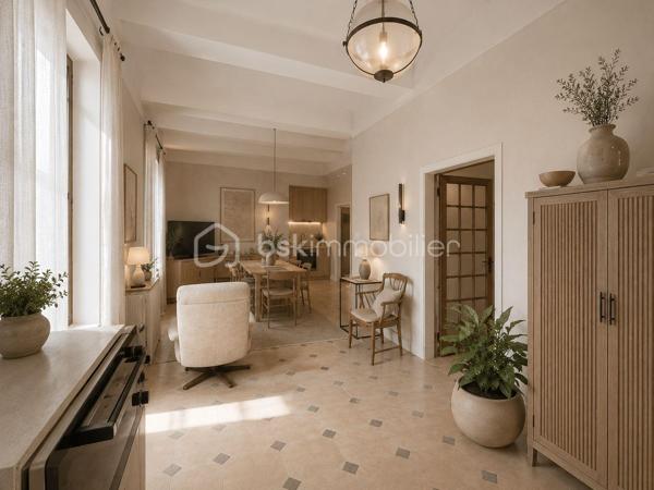 À quelques pas du centre-ville et de l'ensemble des commodités, cet appartement d'environ 96 m² prend place au premier étage d'une copropriété. Il séduit par ses beaux volumes, sa luminosité et sa belle hauteur sous plafond.

Configuré actuellement en T3/4, il offre de nombreuses possibilités d'aménagement selon vos besoins. Une terrasse exposée plein sud d'environ 20 m² permet de profiter pleinement des extérieurs.

Une cave complète l'ensemble.

Des travaux de rénovation sont à prévoir, laissant l'opportunité de repenser entièrement les espaces et de valoriser tout le potentiel de ce bien idéalement situé dans un secteur recherché.