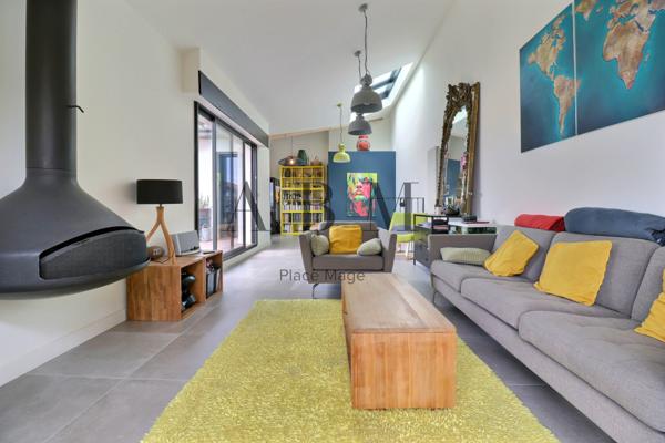 Maison de Ville avec Piscine & Garage