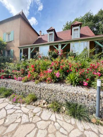 MAISON D'HÔTES EN ACTIVITÉ À 15 MINUTES DE SARLAT