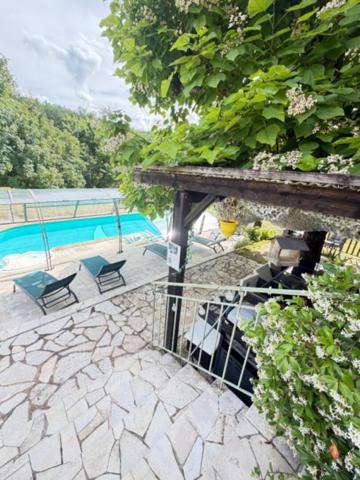 MAISON D'HÔTES EN ACTIVITÉ À 15 MINUTES DE SARLAT