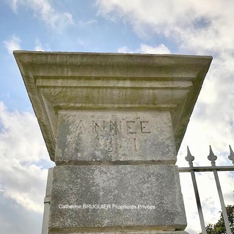 Demeure de prestige 10 pièces 335 m2 dépendances et parc 3735 m2