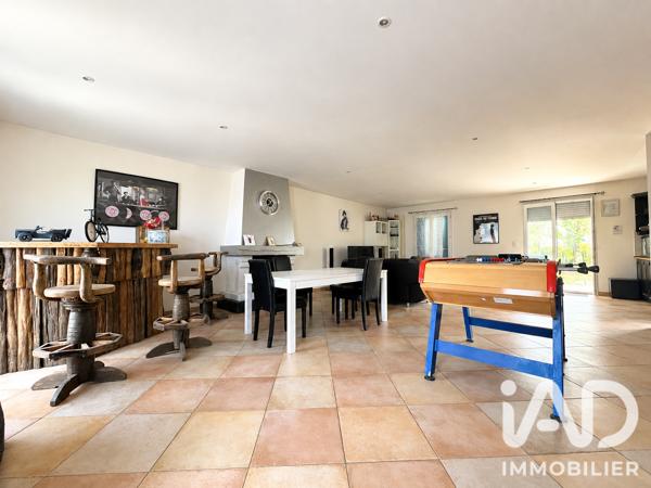 Maison à vendre 6 pièces 150 m² Mennecy