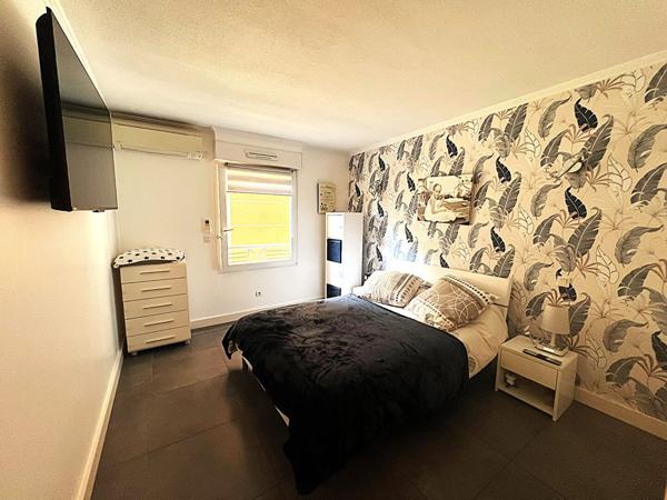 Cagnes Sur Mer Très beau 3 P Rez de Chaussée 78 m2 Terrasse 23 M² Piscine Parking Cave