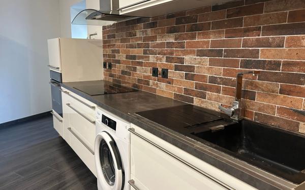 Appartement à louer    3 pièces • 53,30 m2 Clarensac