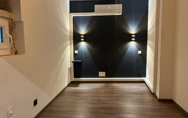 Appartement à louer    3 pièces • 53,30 m2 Clarensac