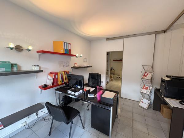 Immeuble 107.51 m² 1 etage(s)