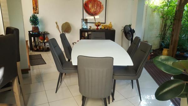 TRES BELLE VILLA D'ARCHITECTE AUX TROIS ILETS