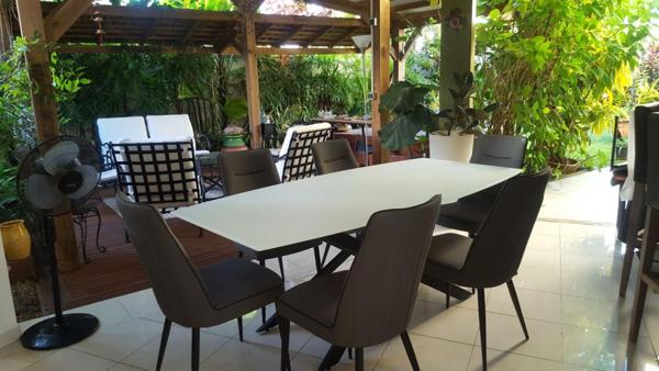 TRES BELLE VILLA D'ARCHITECTE AUX TROIS ILETS