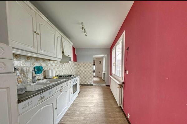 Immeuble en centre ville avec Local loué