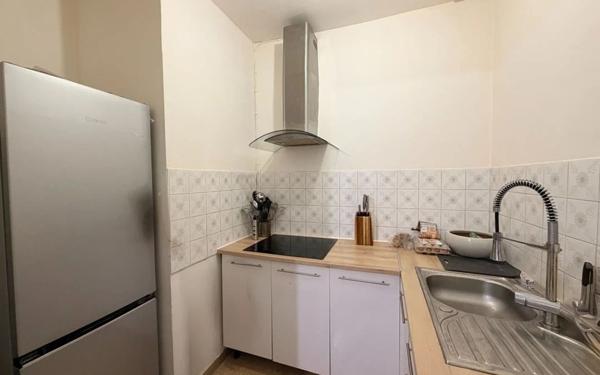 Immeuble à vendre    14 pièces •  Caveirac