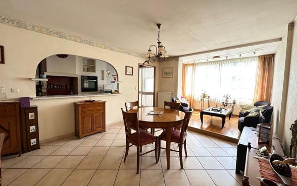 Appartement à vendre    3 pièces • 76 m2 Rennes