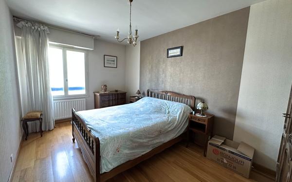 Appartement à vendre    3 pièces • 76 m2 Rennes