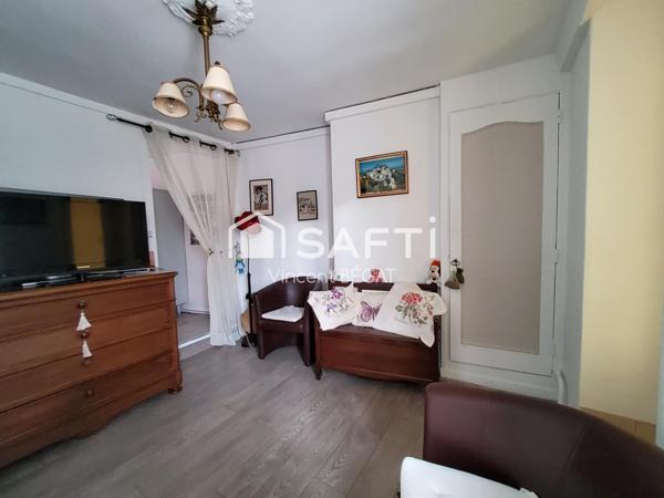 Gare à pied maison ancienne 5 chambres jardin