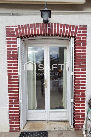 Gare à pied maison ancienne 5 chambres jardin