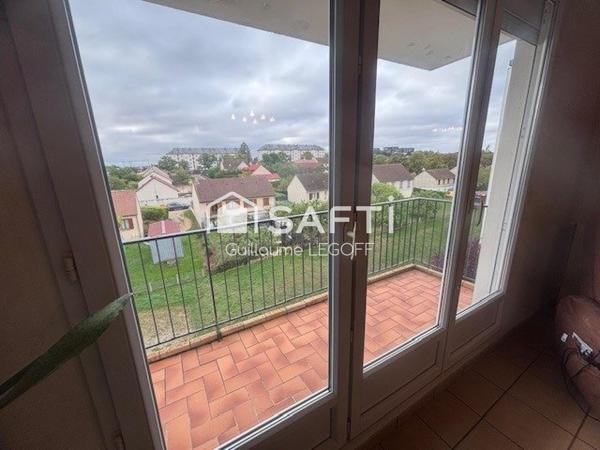 **T3/T4 lumineux avec balcon et vue dégagée**