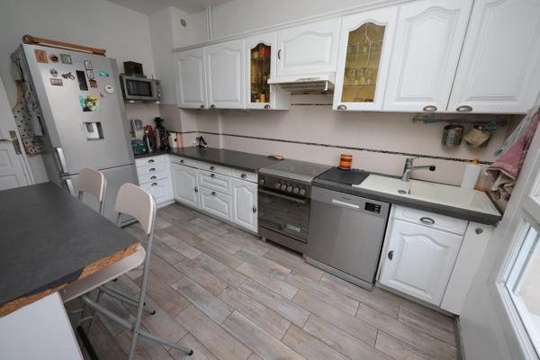 Maison en parfait état, ravalement récent, secteur idéal