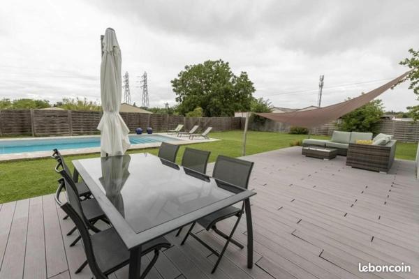 PISCINE ET GRANDE PROPRIETE PLAIN PIED SIMILAIRE A UN LOFT