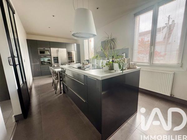 Maison à vendre 6 pièces 150 m² Ormesson-sur-Marne